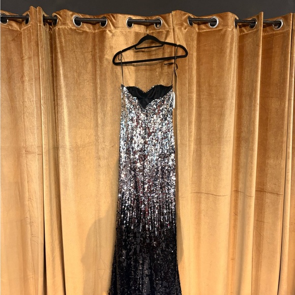 Night Moves Strapless Sequin Dress in Black and Silver - Picture 6 of 7